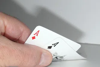 Покер играч спечели 162 млн. чипа с невероятен блъф