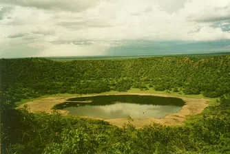 Най-впечатляващите кратери на повърхността на Земята