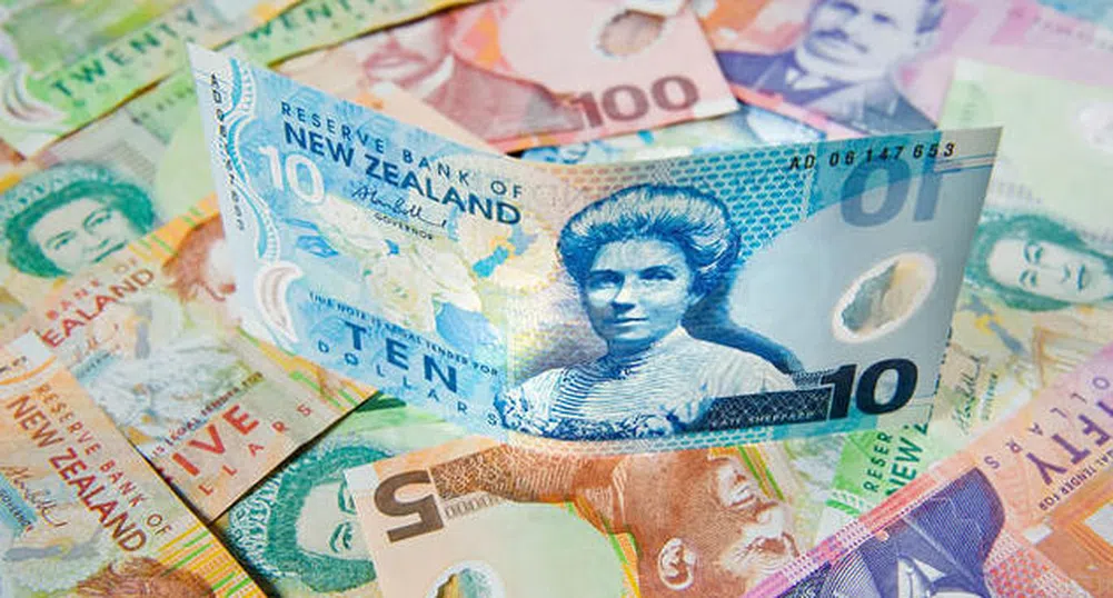 Опасна бактерия срина новозеландския долар