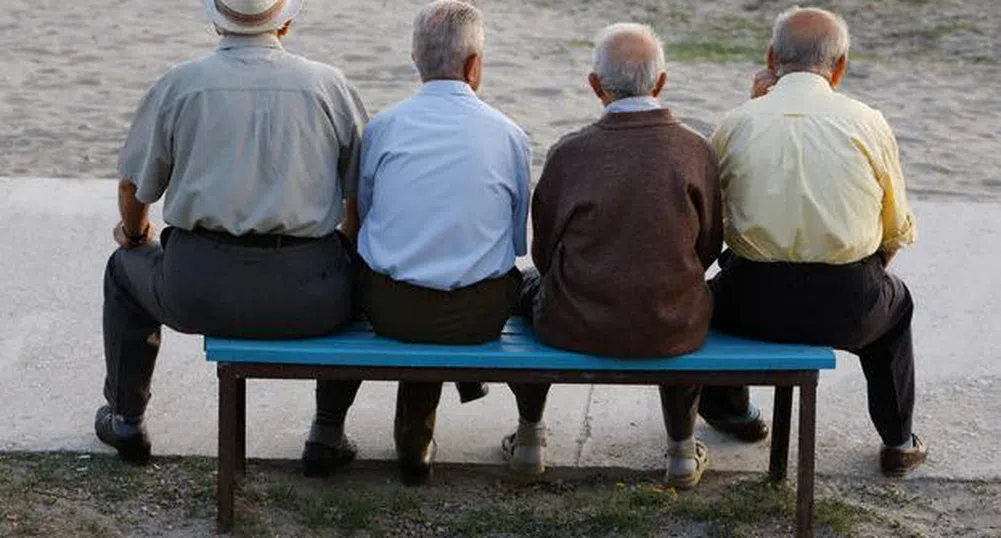 ОББ предлага сметка за хората в пенсионна възраст