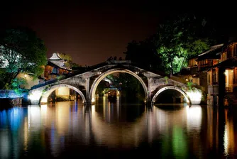 В този древен китайски воден град има повече от 100 моста
