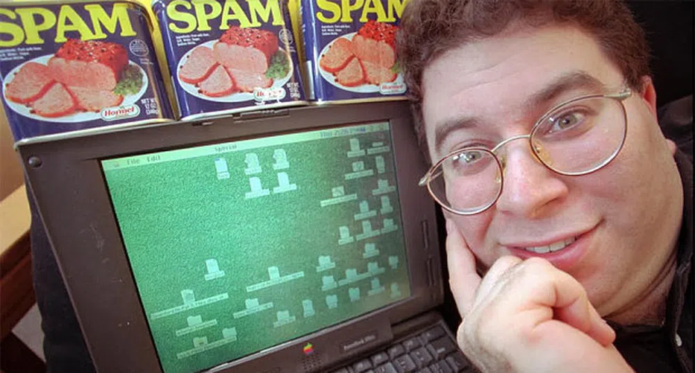 Кралят на спама осъден на 2.5 години затвор