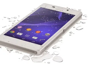 Sony представя водоустойчив Xperia M2 Aqua