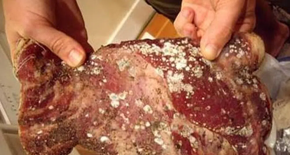 В Китай иззеха тонове 40-годишно месо, продавано в цялата страна