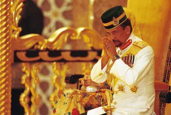 Индия ухажва най-богатия монарх в света