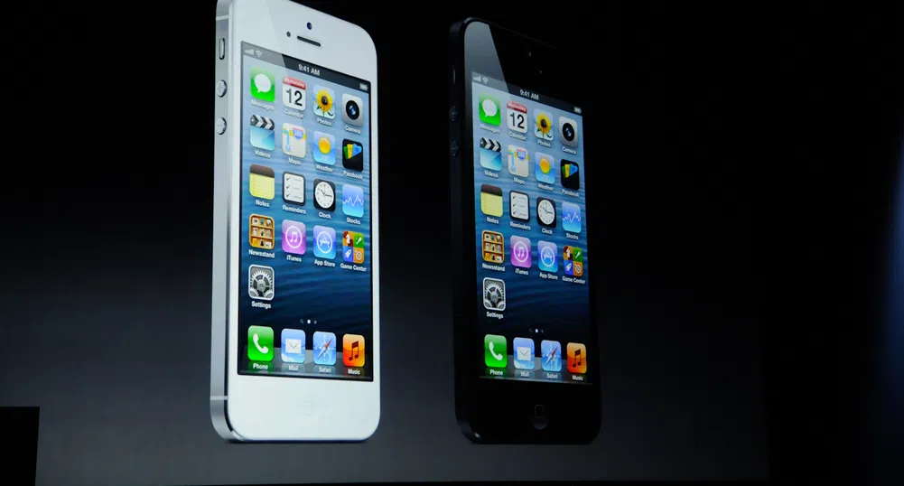 Анализатори: Apple ще продаде 58 млн. телефона iPhone 5 през 2012 г.