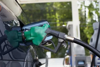 Бензинът в Румъния по-евтин с 10 стотинки от този у нас
