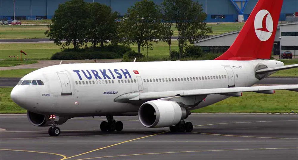 Turkish Airlines закара пътниците си не в Дакар, а в Дака