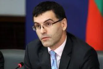 С. Дянков: През 2011 няма да се вдигат данъци и акцизи