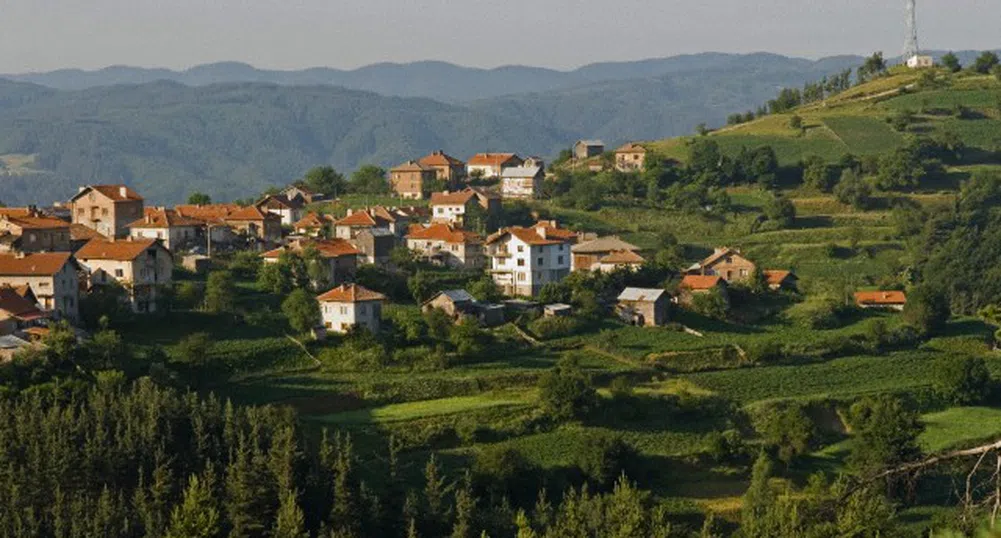 В 60 български села живее само по един човек