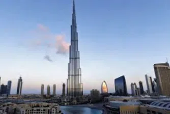 Издигат най-високата сграда в света за четири месеца
