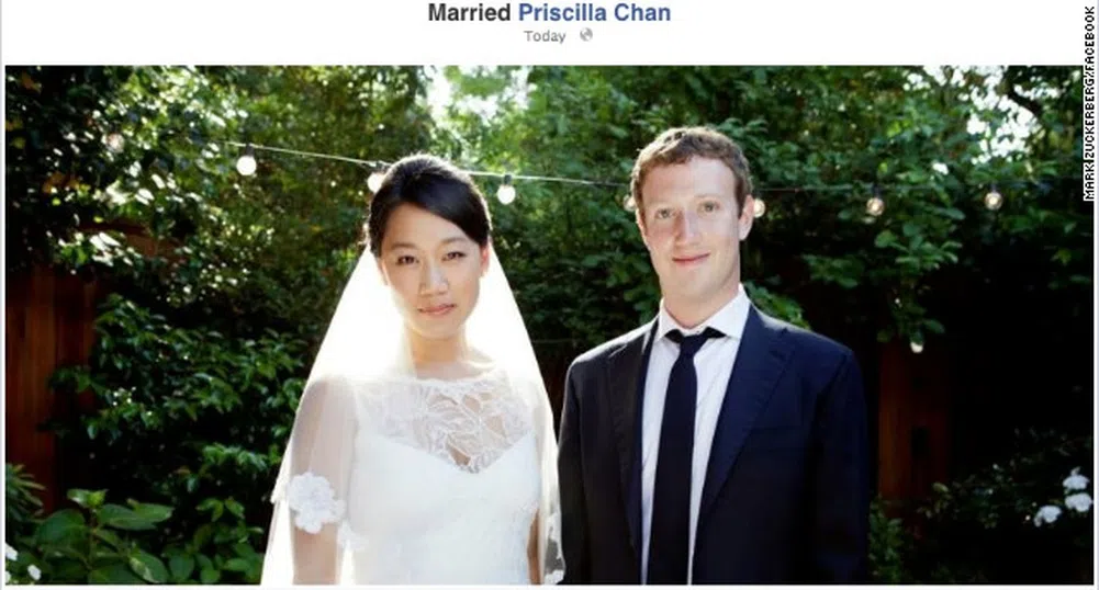 Закърбърг смени статуса си във Facebook на „женен“