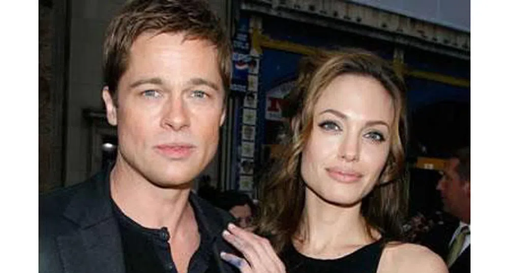 Джоли и Пит дарили 5 млн. долара през 2009 г.