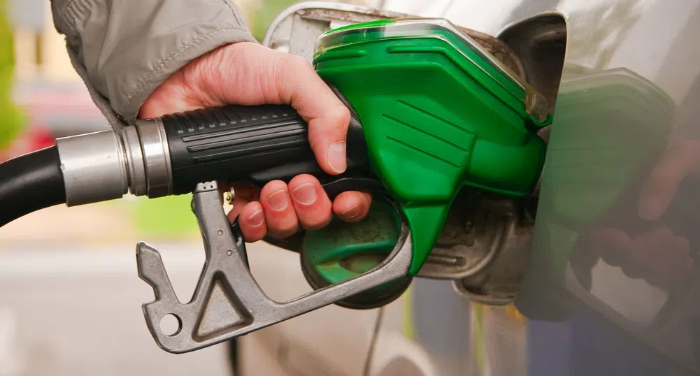 Какво се случи с бензина и дизела в последния месец?