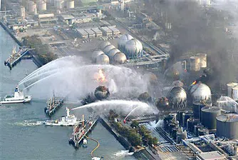 Нови взривове в японска атомна централа