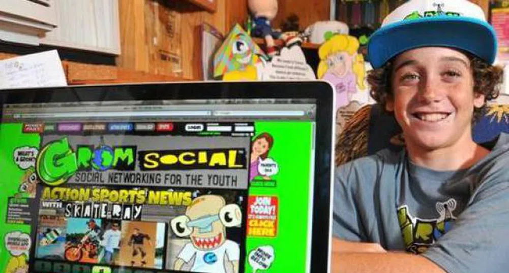 Лишен от родителите си от Facebook, тийнейджър прави своя социална мрежа