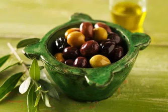 Знаете ли каква е разликата между зелените и черните маслини?