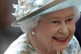 Кралица Елизабет получи увеличение на заплатата