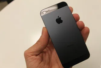 Половината купувачи на iPhone 5 са собственици и на iPhone 4S