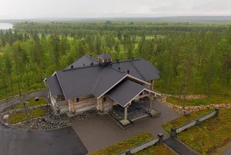 Приказна къща за 4.4 млн. долара в Лапландия
