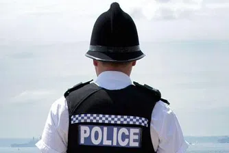 Британски полицай под прикритие преследва сам себе си