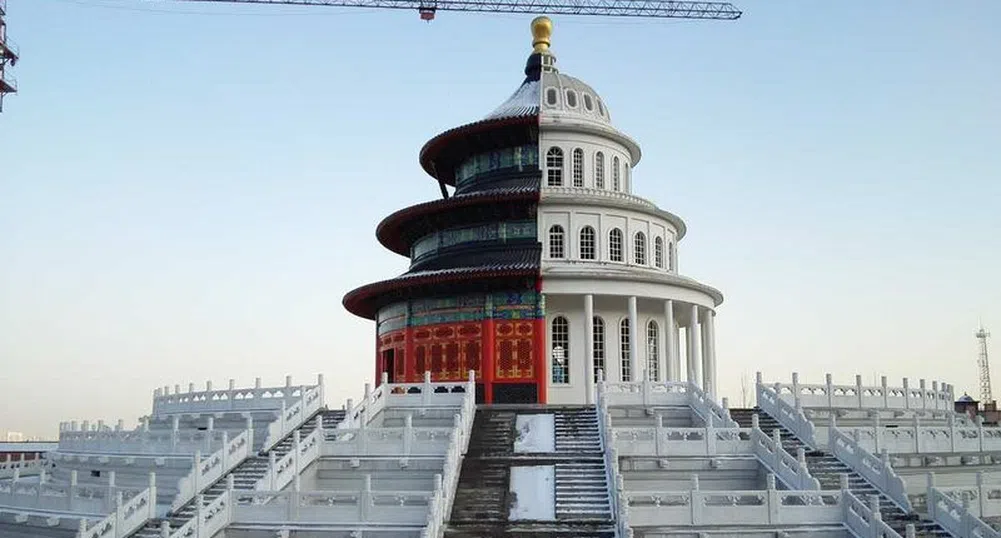 Най-новата китайска реплика на световна сграда е твърде странна