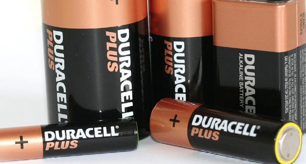 Компанията на Бъфет купува Duracell