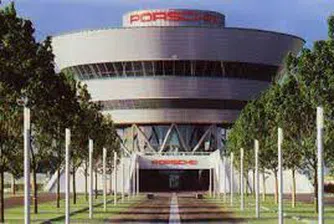 Porsche плаща „турбобонус“ на всичките си служители