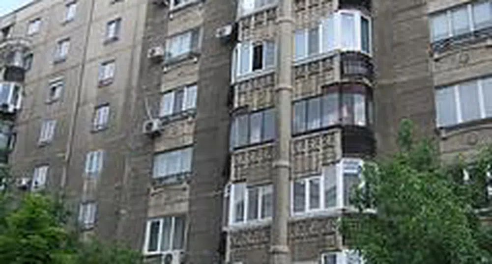 Купувачи на жилища в Румъния атакуват предприемач