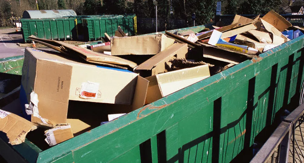 Заводът на София гълта по 25 тона боклук на час