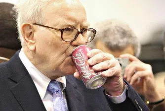 Уорън Бъфет пие Coca-Cola за закуска