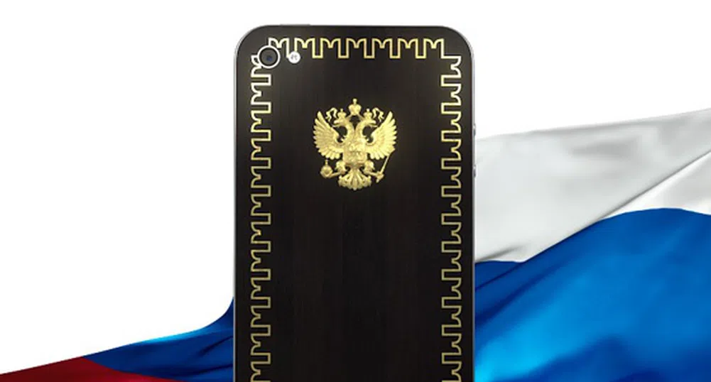 Кремълски iPhone 5: с диаманти и руския герб