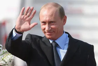 Рускини се събличат в подкрепа на Путин
