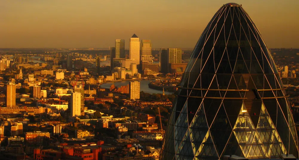 Продават най-известния лондонски небостъргач за 1.1 млрд. долара