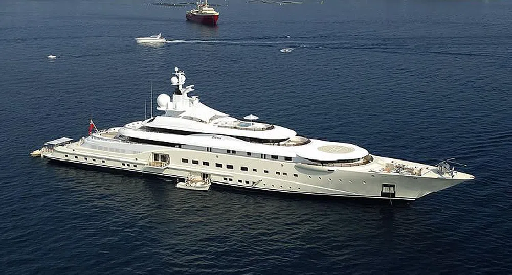 Forbes: Абрамович притежава най-голямата яхта в света
