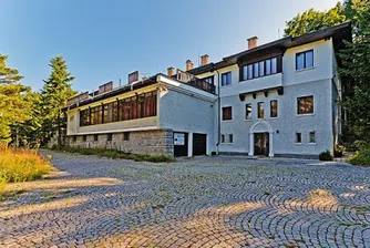 3 млн. евро за резиденцията на Тато във Витоша