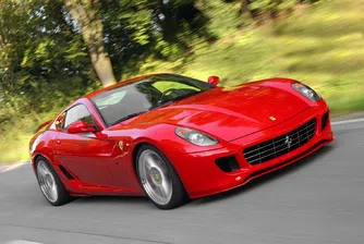 Ferrari с рекордни продажби през 2011 г.