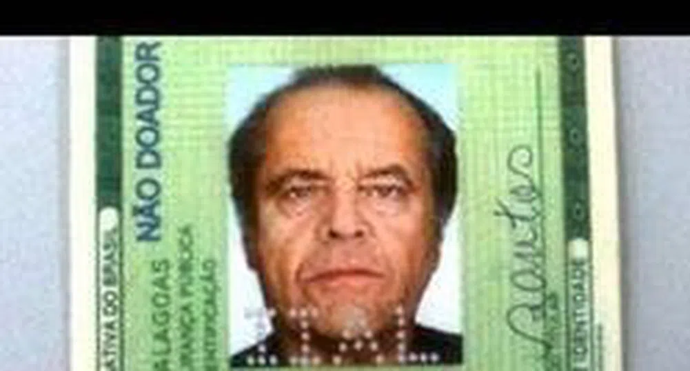 Бразилец открива сметка с фалшива лична карта със снимка на Джак Никълсън