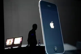 Apple отново отложи пускането на белия iPhone