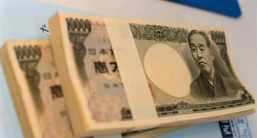 Японец дарява хиляди долари в обществена тоалетна