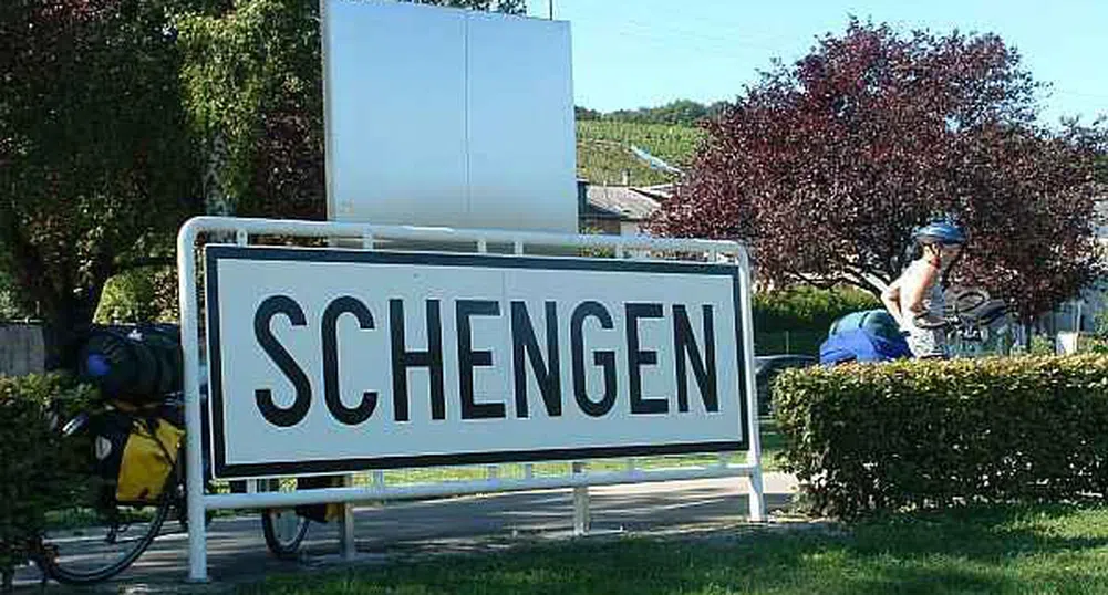 България влезе прекалено рано в ЕС, рано й е и за Шенген