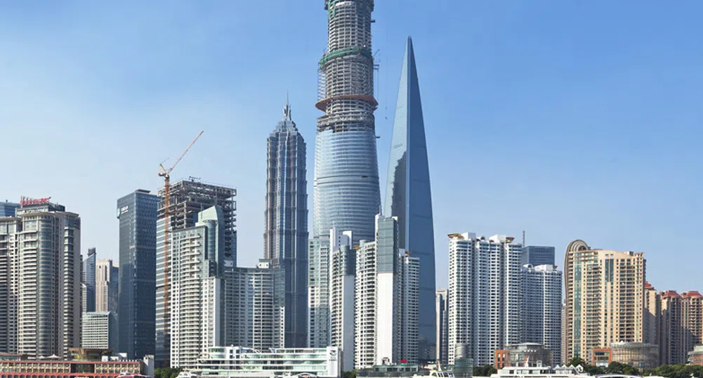 В Китай се издига втората най-висока сграда в света