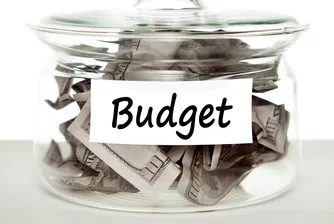 Икономисти: Не актуализация на бюджета, а по-малко харчене
