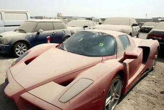Все още никой не е потърсил това изоставено Ferrari Enzo в Дубай