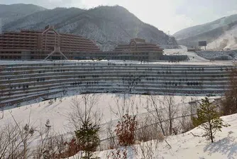Първият ски курорт в Северна Корея отвори врати