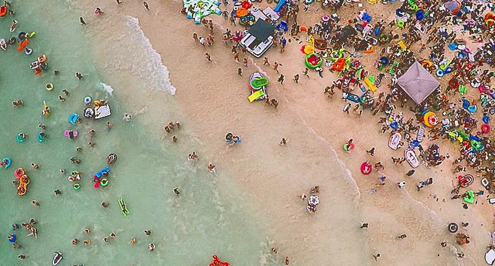 13 страхотни снимки на плажове, направени от дрон