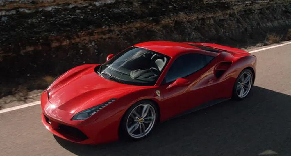Ferrari пусна продажбите на най-новия си автомобил в Сингапур