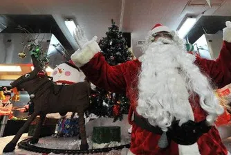 Дядо Коледа обира магазини за бижута в Косово и Албания