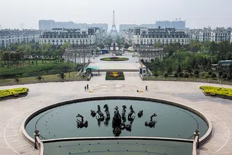 Китайците си направиха копие на Париж (снимки)