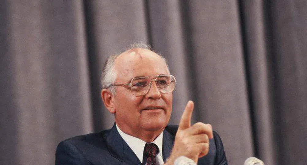 М. Горбачов: Живков направи много за България